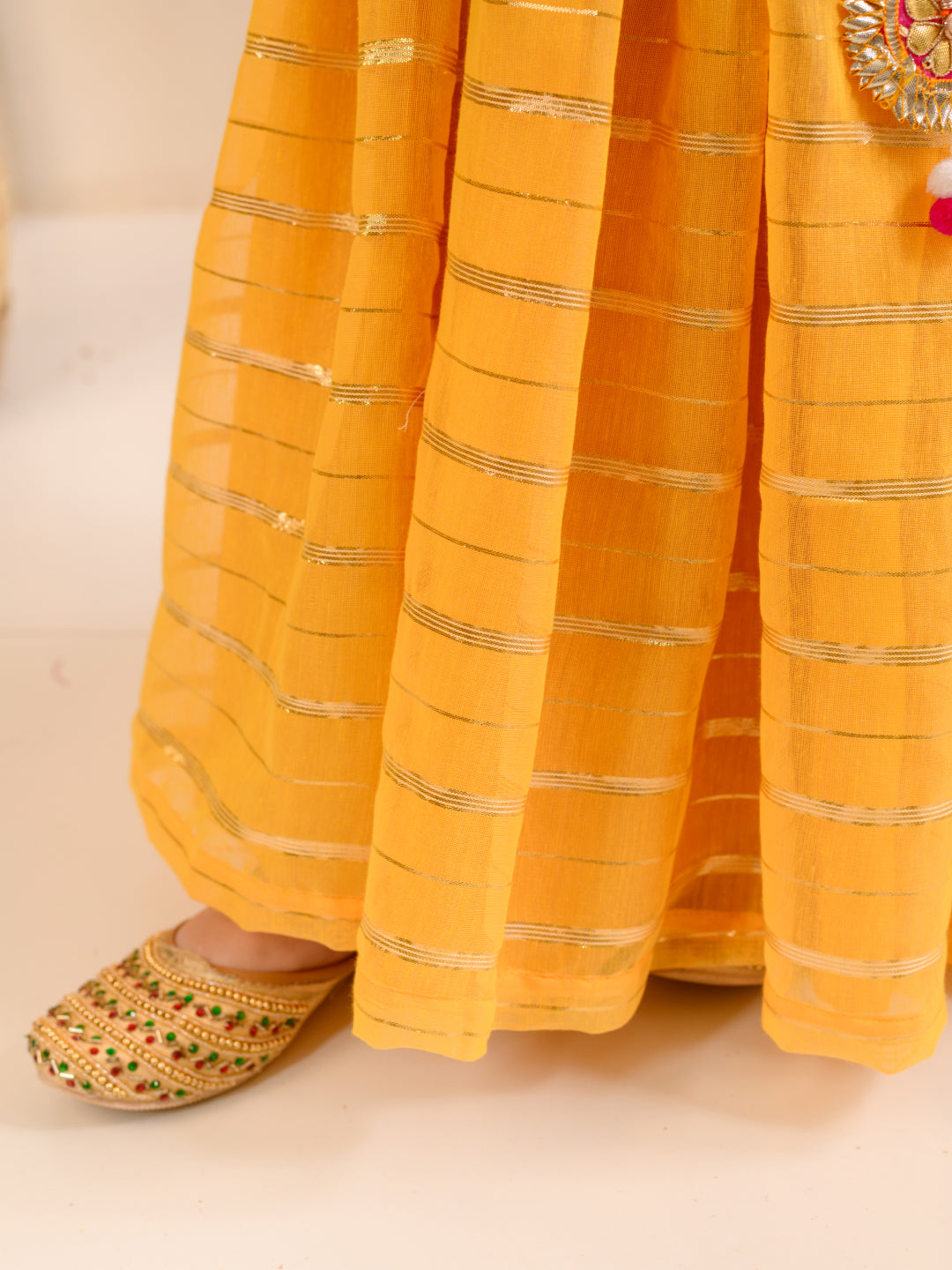 Girls Printed Regular Pure Cotton Kurta With Skirt (SHA-YELLOWLUREX)