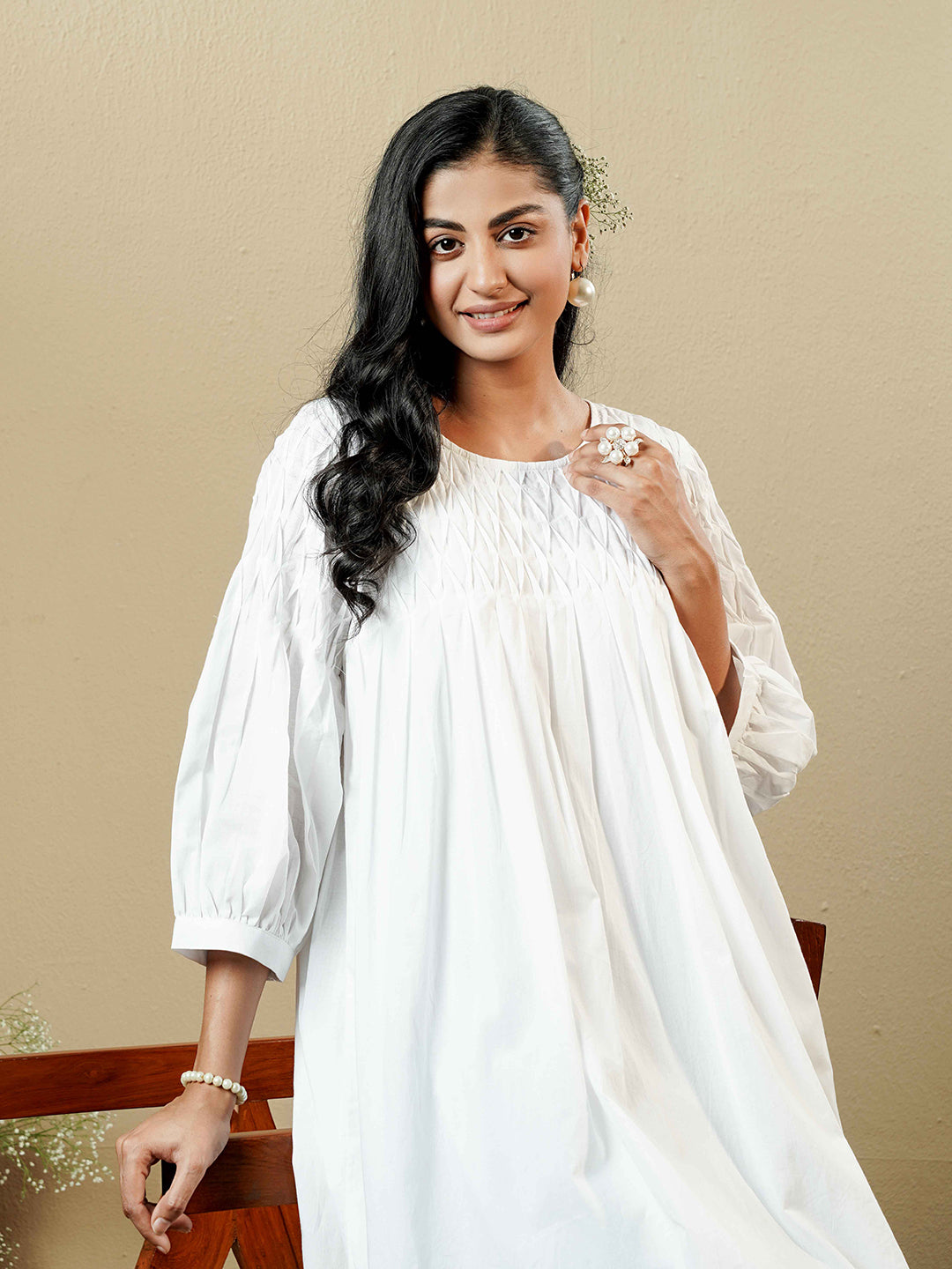 White Pintuck detailing Cotton Kurta