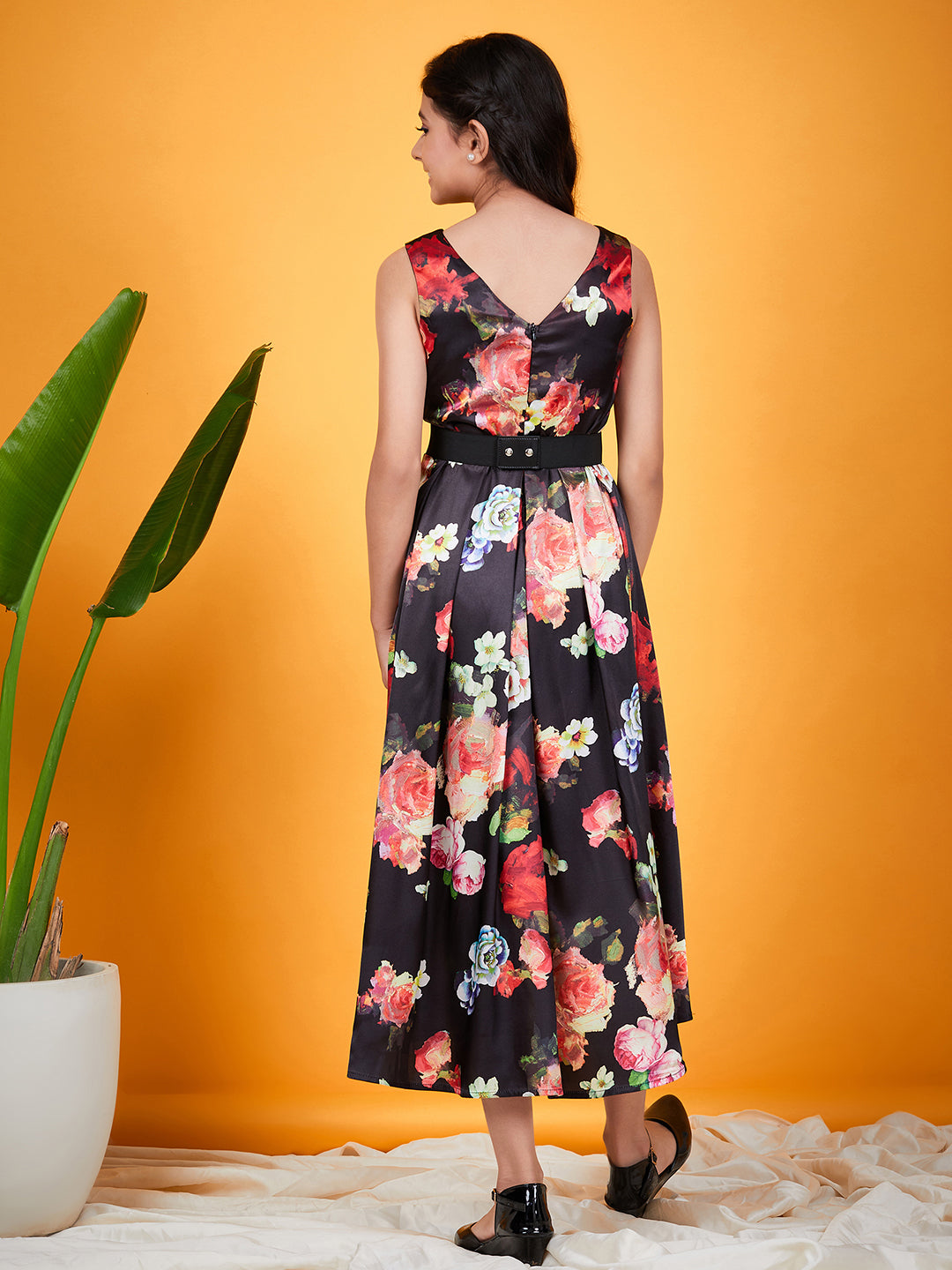 Girls Black Floral Printed Belted A Line V-neck Sleeveless Midi Casual Wear Dress (d-blacksatin)