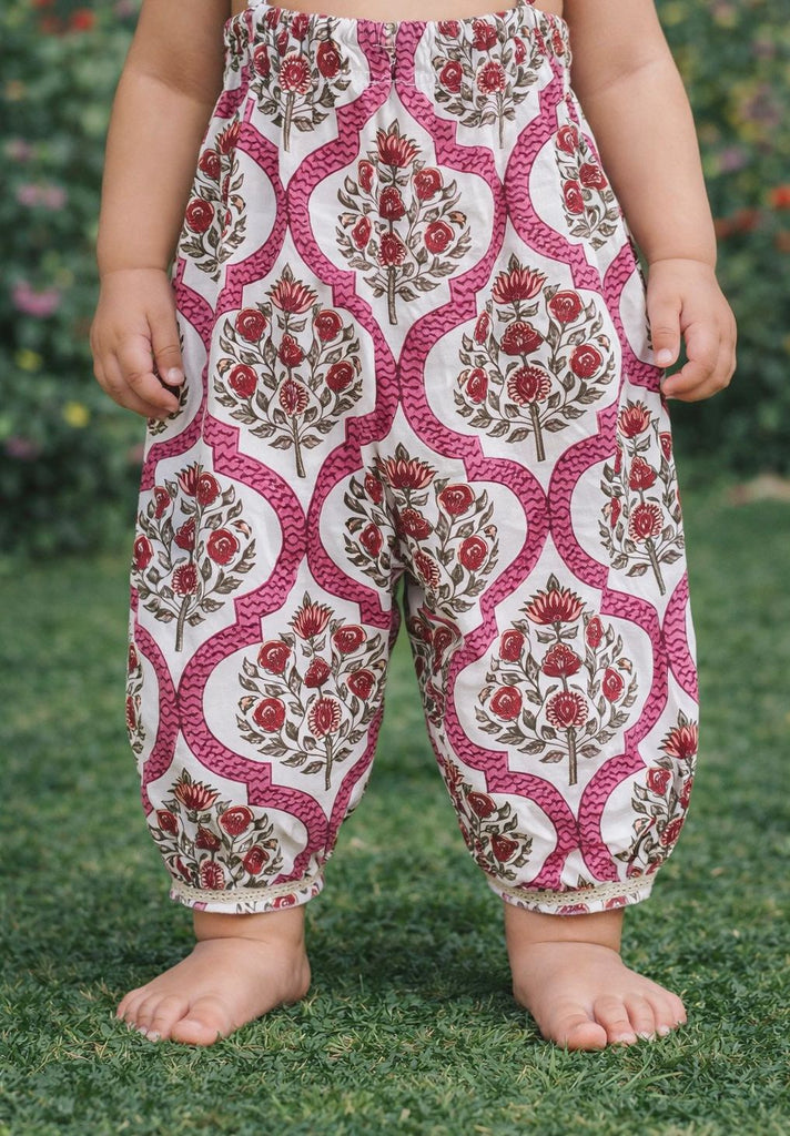 Pspeaches Baby Girls White Ethnic Floral Print Cotton A-Line Kurta & Pant With Dupatta ( Sku-Ing-Whitebooti )