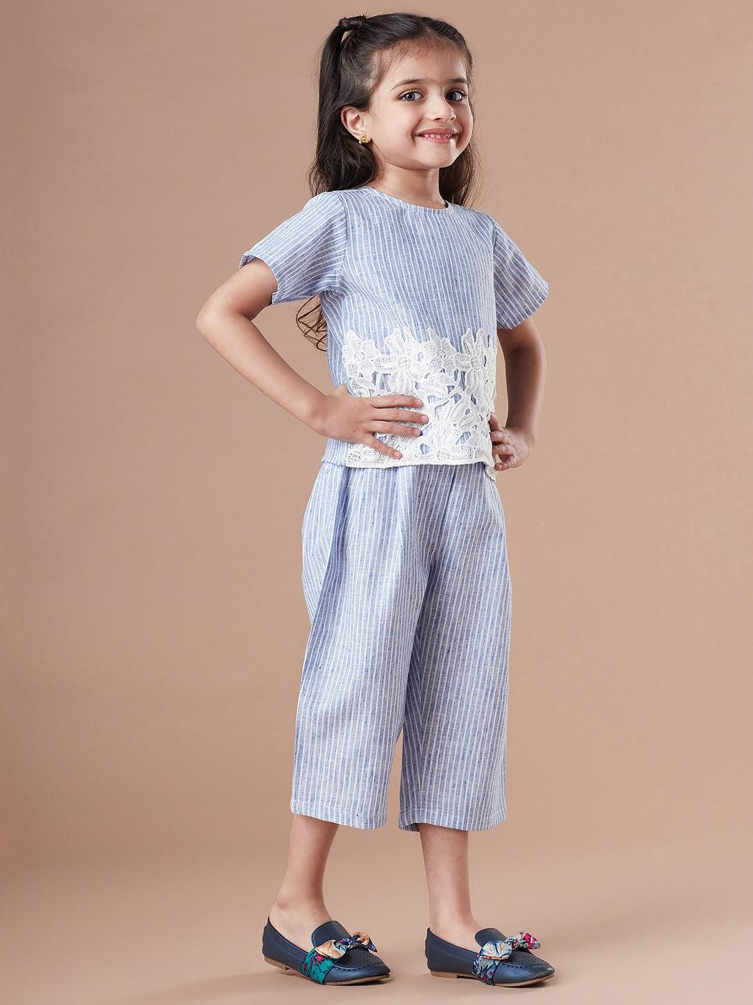 Girls Top With Trousers (s-whitebluE)
