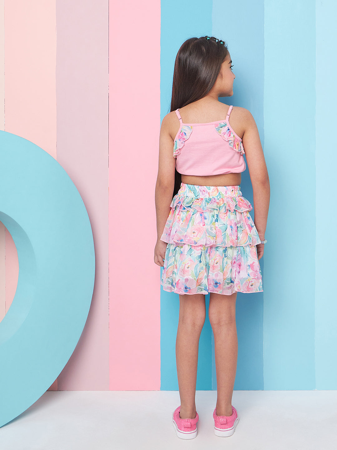 Girls Blue and pink solid Top Round Neck Sleeveless Ruffled Top with Blue and pink printed Skirt (sk-multichiffon)