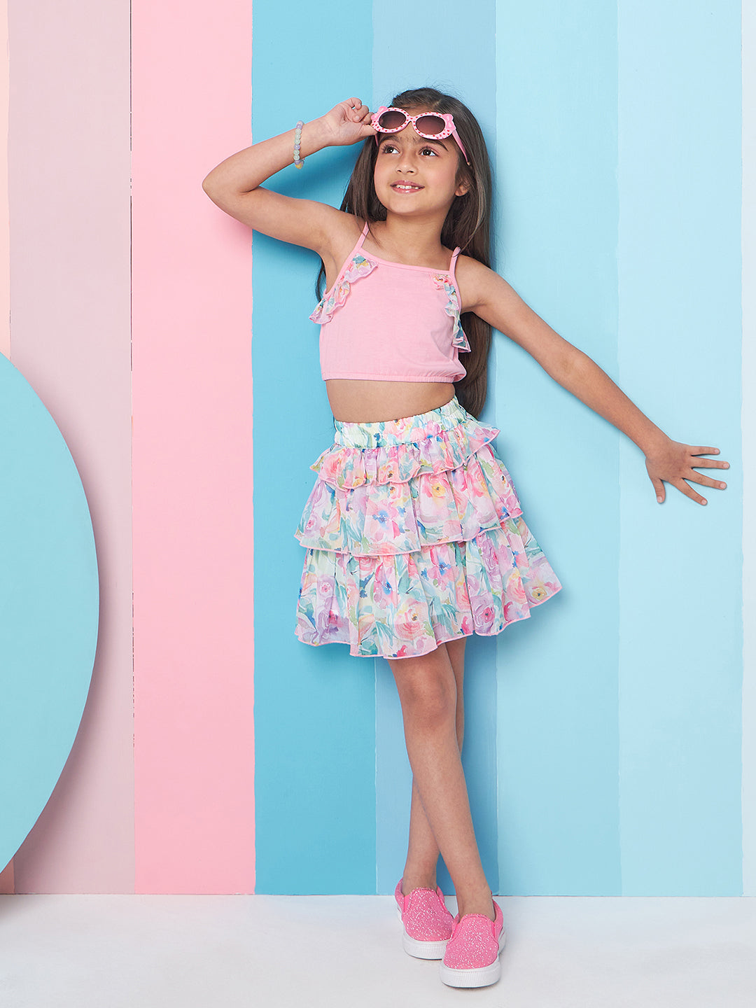 Girls Blue and pink solid Top Round Neck Sleeveless Ruffled Top with Blue and pink printed Skirt (sk-multichiffon)